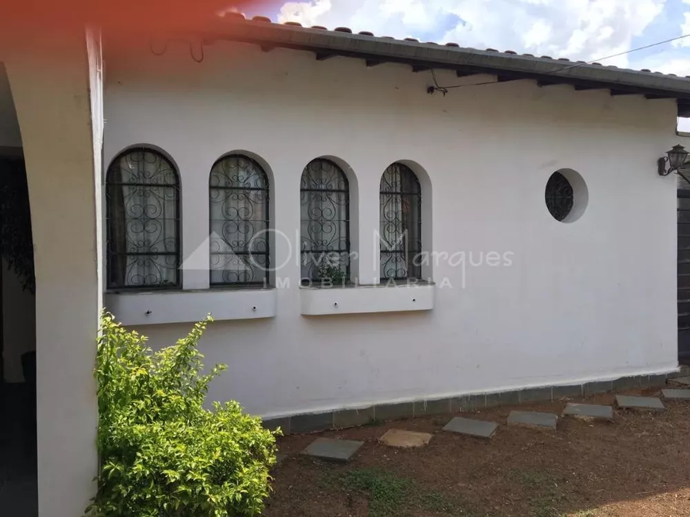 Casa à venda com 3 quartos, 160m² - Foto 3