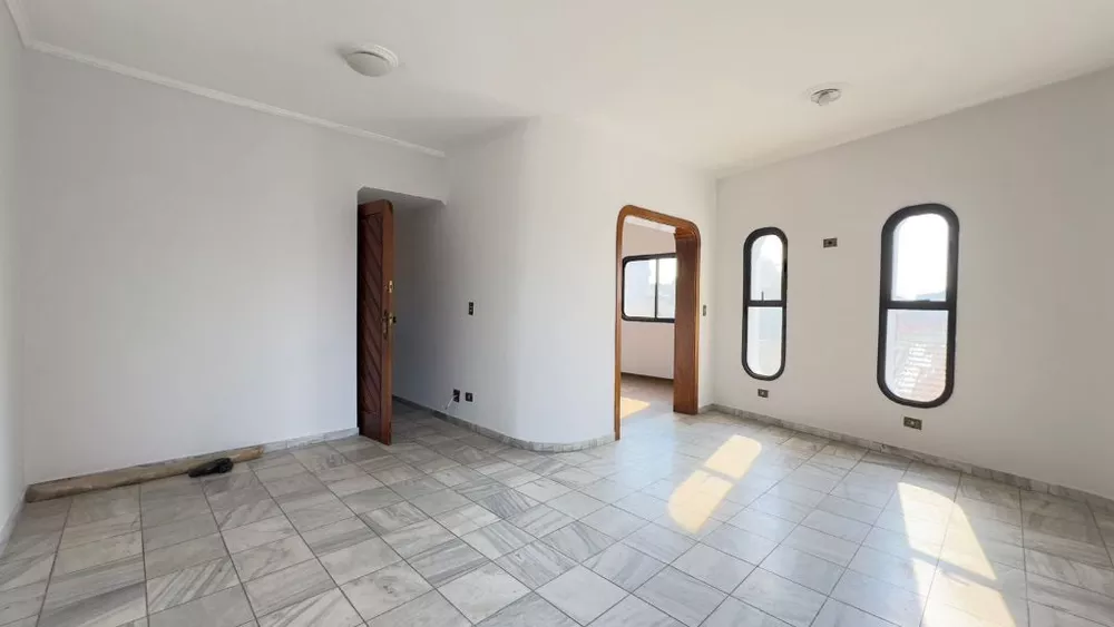 Apartamento à venda com 3 quartos, 125m² - Foto 2