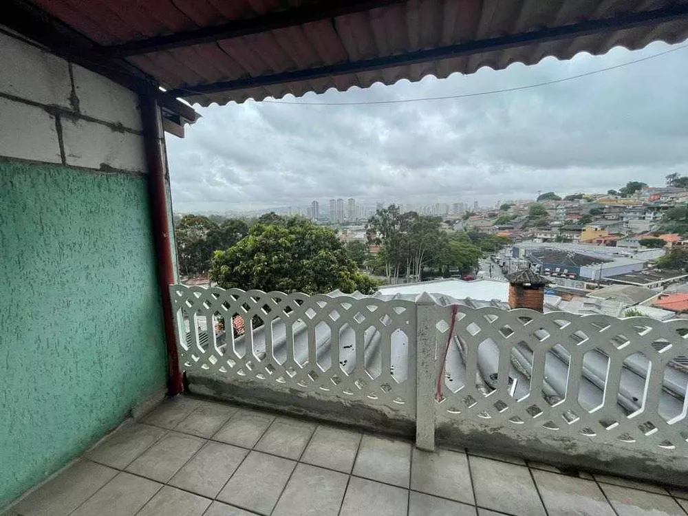 Casa à venda com 3 quartos, 220m² - Foto 1