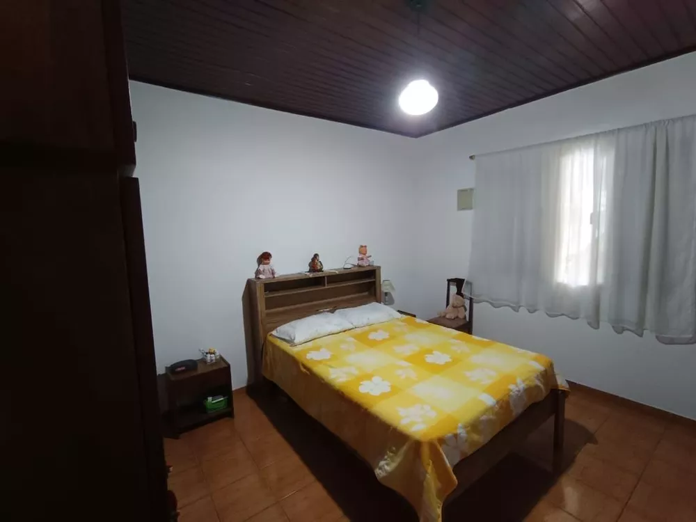 Casa à venda com 2 quartos, 120m² - Foto 4