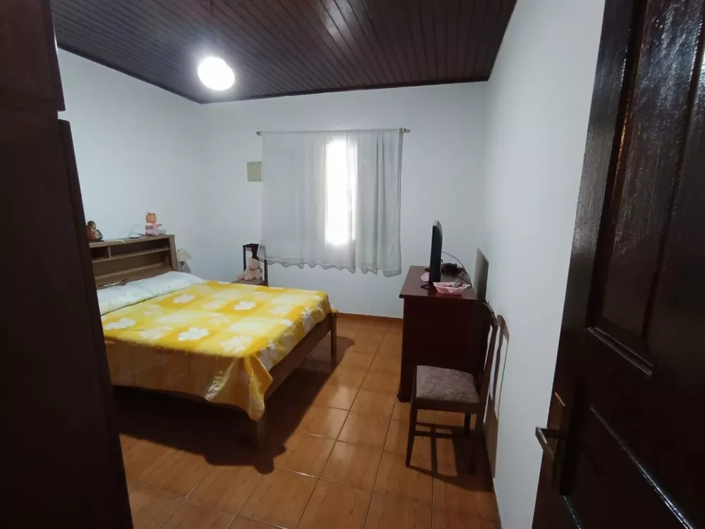 Casa à venda com 2 quartos, 120m² - Foto 3