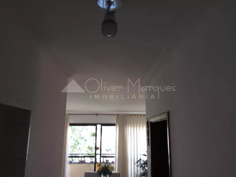 Apartamento à venda com 5 quartos, 140m² - Foto 4