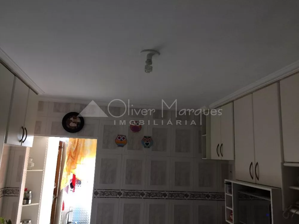 Apartamento à venda com 5 quartos, 140m² - Foto 3