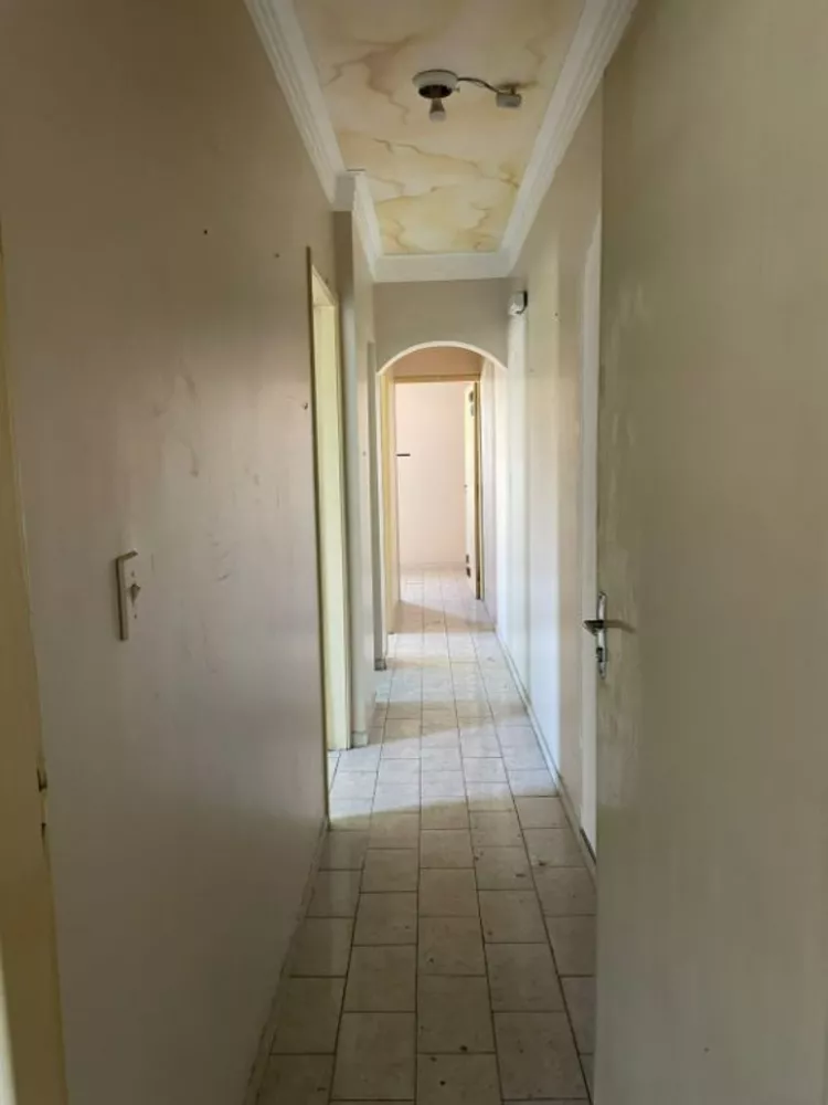 Casa à venda com 7 quartos, 275m² - Foto 9