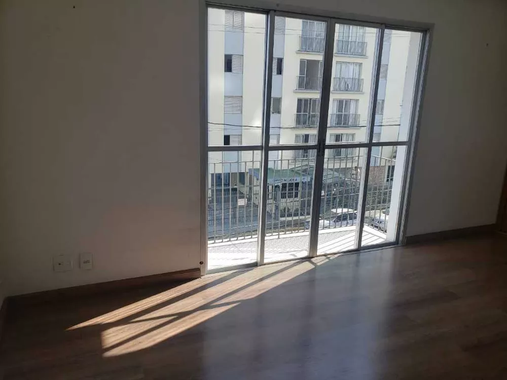 Apartamento à venda com 3 quartos, 74m² - Foto 6