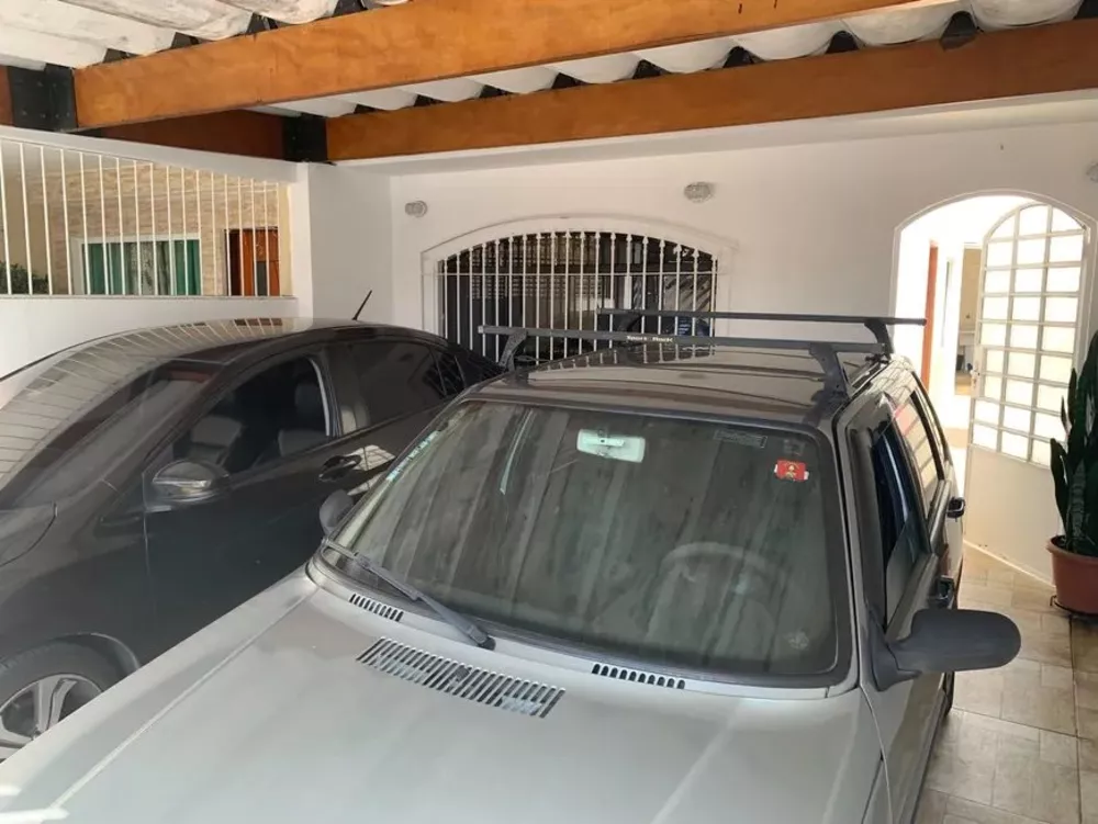 Sobrado à venda com 4 quartos, 140m² - Foto 1