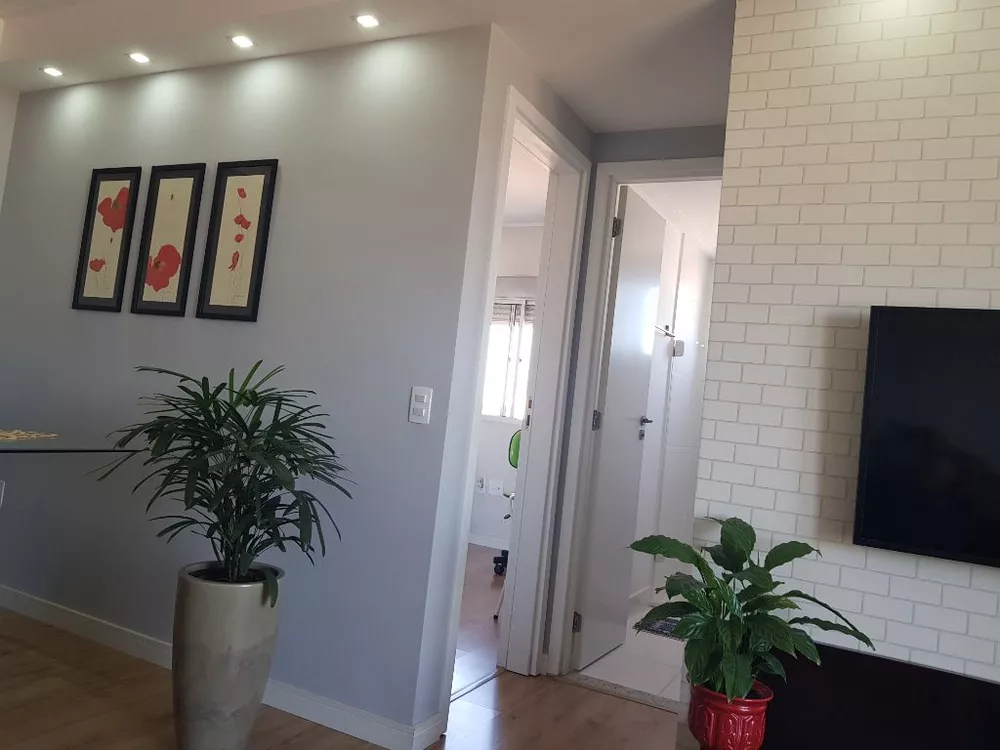 Apartamento à venda com 2 quartos, 58m² - Foto 4