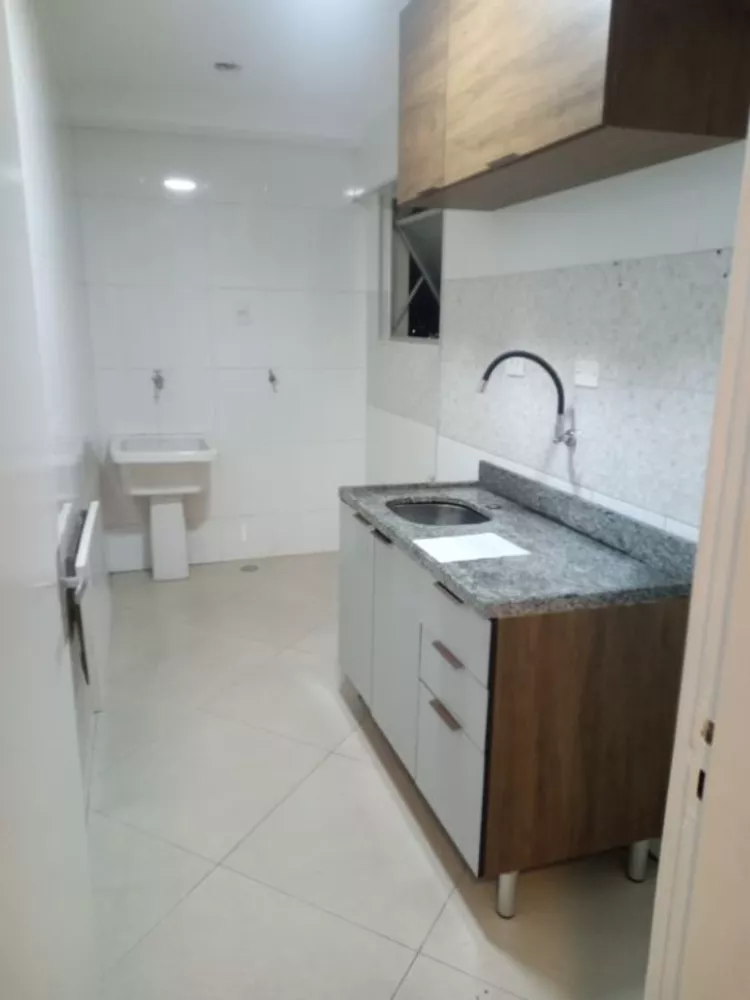 Apartamento à venda com 2 quartos, 50m² - Foto 4