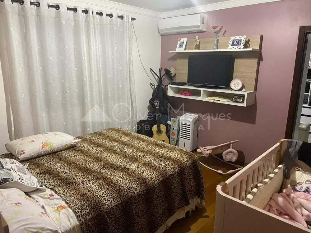 Sobrado à venda com 3 quartos, 200m² - Foto 5