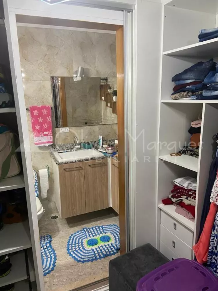 Sobrado à venda com 3 quartos, 200m² - Foto 4