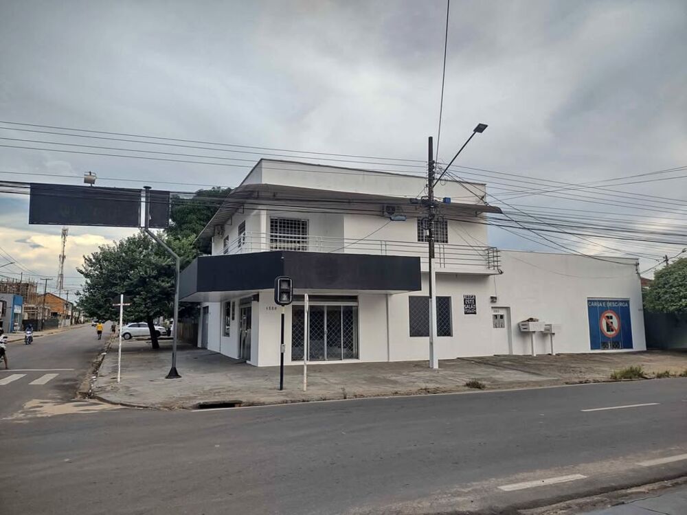 Loja-Salão para alugar com 3 quartos, 5000m² - Foto 2