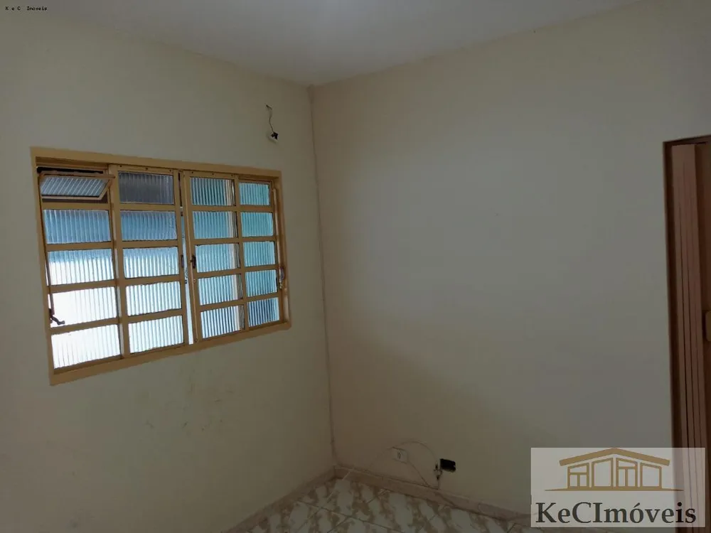 Casa, 1 quarto, 250 m² - Foto 3