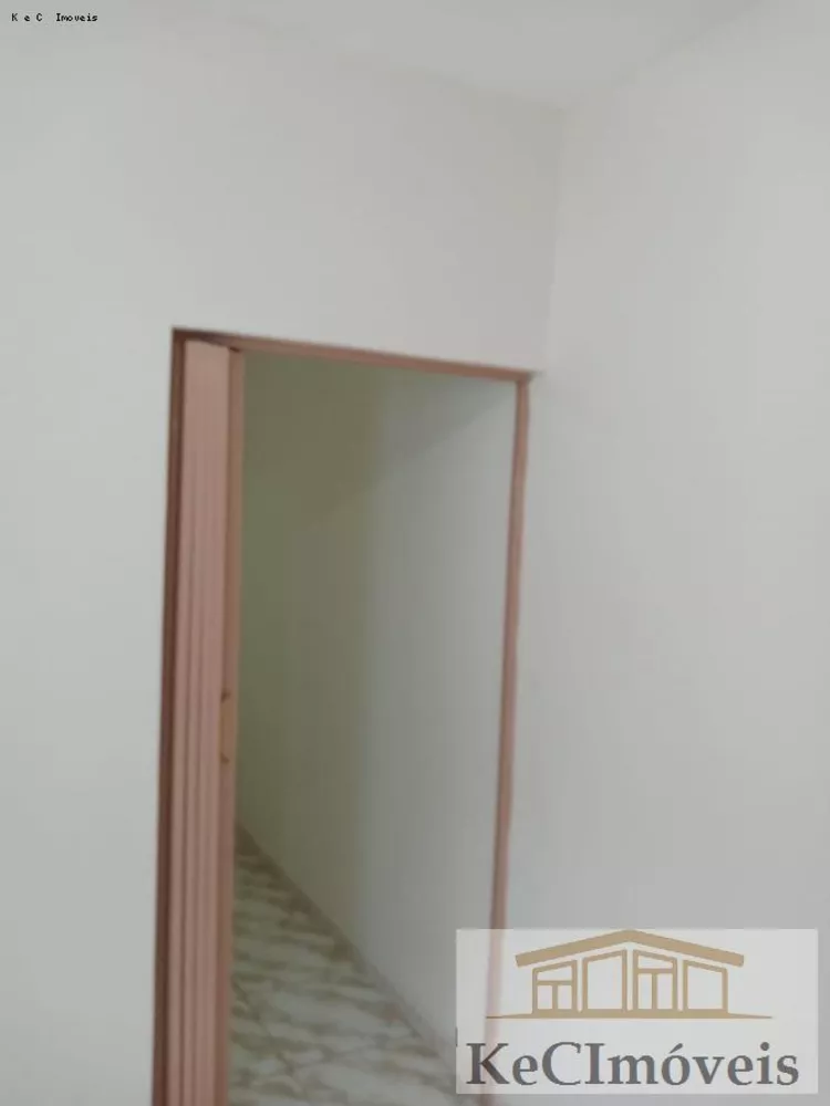 Casa, 1 quarto, 250 m² - Foto 8