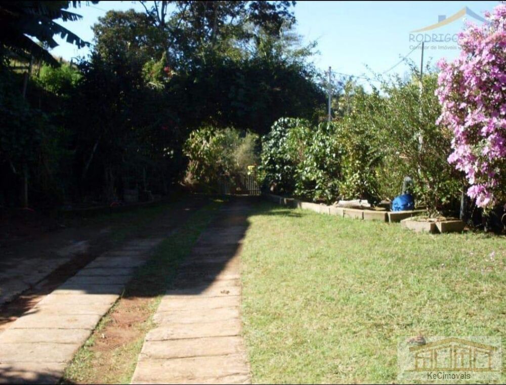 Sítio, 3 quartos, 4200 m² - Foto 1