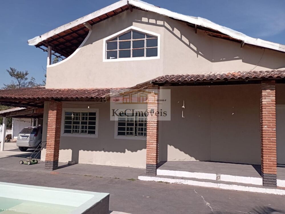 Chácara, 3 quartos, 2750 m² - Foto 1