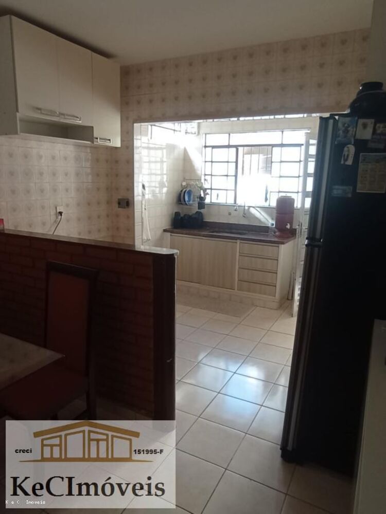 Casa, 3 quartos, 200 m² - Foto 6