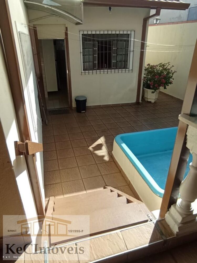 Casa, 3 quartos, 200 m² - Foto 10