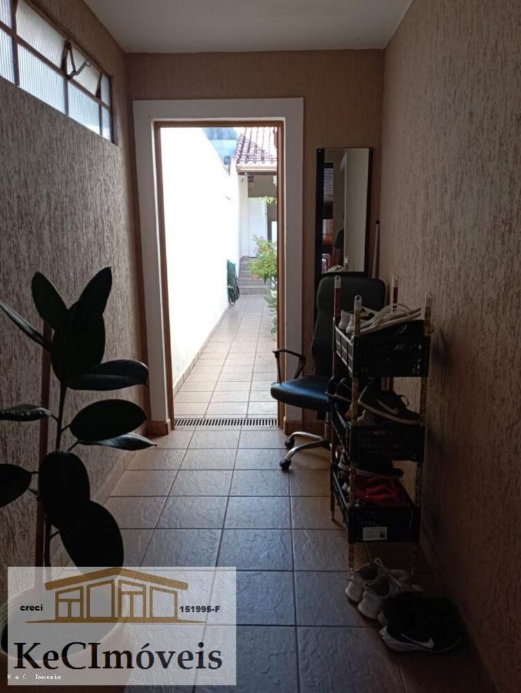 Casa, 3 quartos, 200 m² - Foto 11