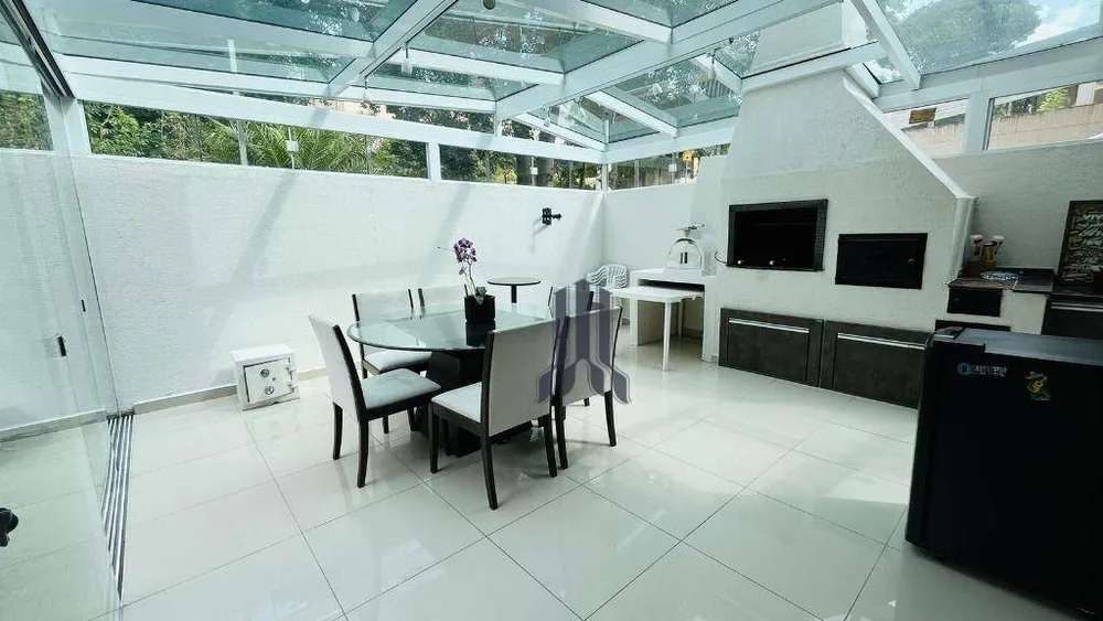 Sobrado, 3 quartos, 205 m² - Foto 2