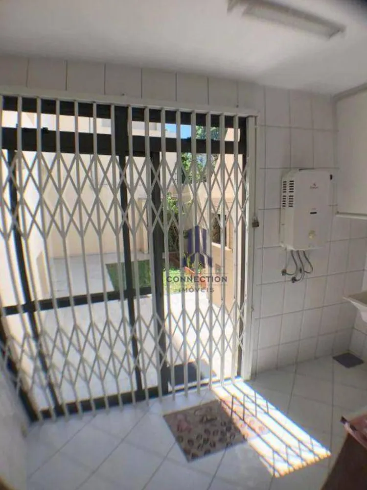 Sobrado, 3 quartos, 204 m² - Foto 2