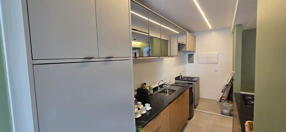 Apartamento à venda com 2 quartos, 68m² - Foto 3