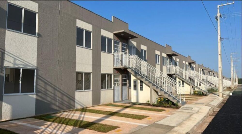 Casa à venda com 2 quartos, 53m² - Foto 1