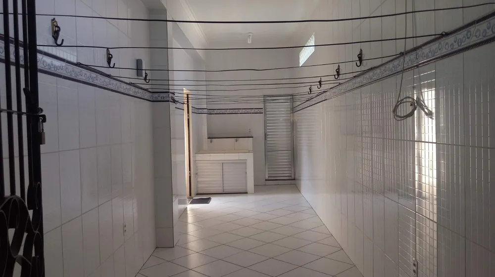 Casa, 2 quartos, 200 m² - Foto 11