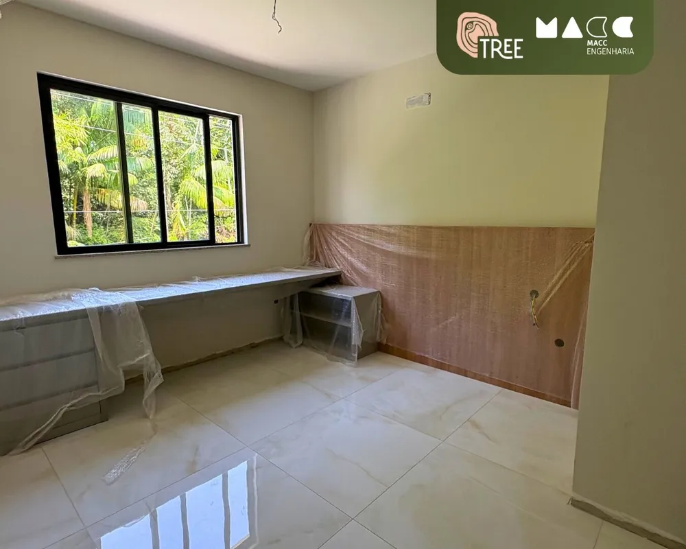 Casa, 4 quartos, 197 m² - Foto 1