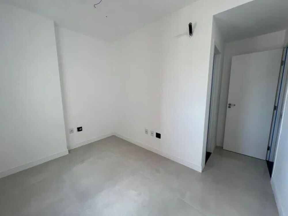 Apartamento à venda com 3 quartos, 114m² - Foto 8