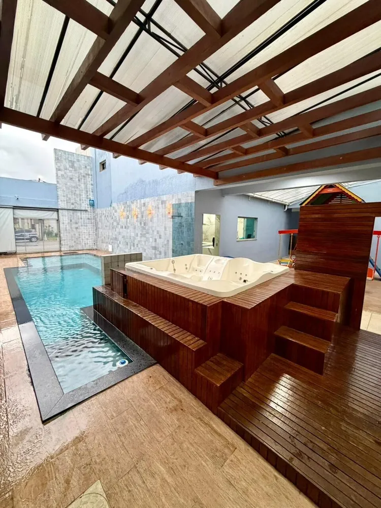 Casa, 4 quartos, 680 m² - Foto 1
