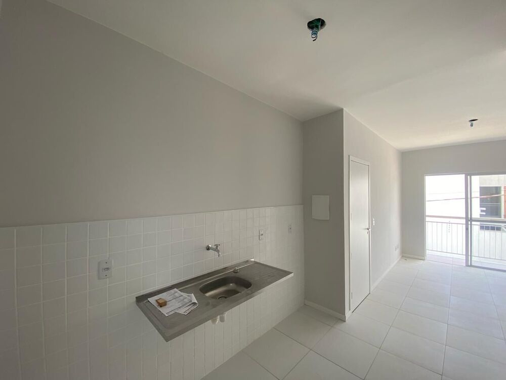 Apartamento à venda com 2 quartos, 56m² - Foto 3