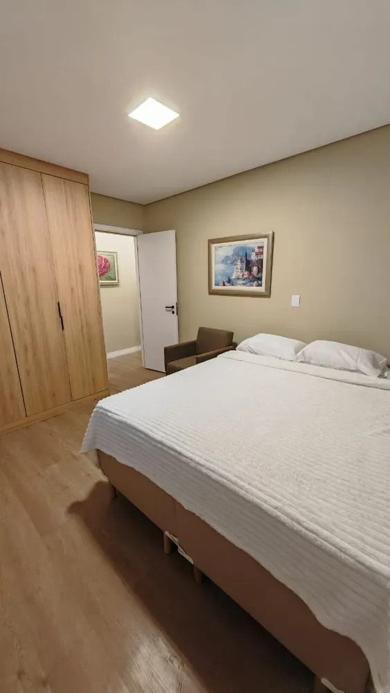 Apartamento, 3 quartos, 127 m² - Foto 2