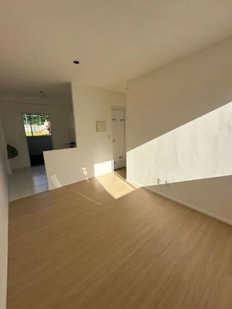 Casa à venda com 2 quartos, 53m² - Foto 8