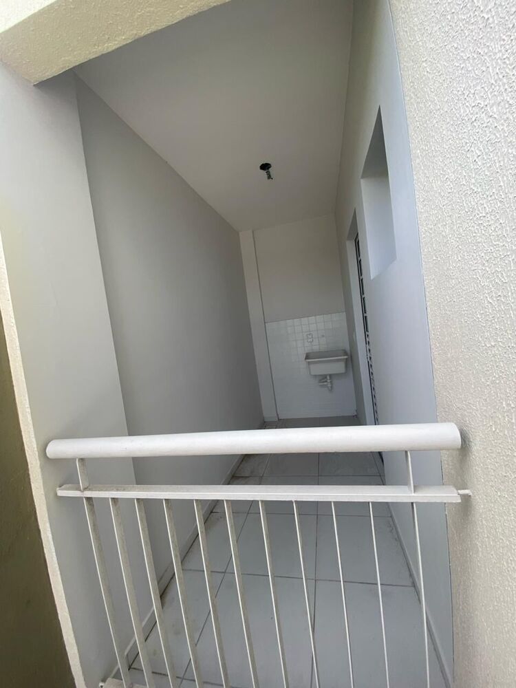 Apartamento à venda com 2 quartos, 56m² - Foto 2