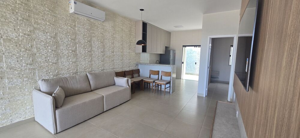 Casa à venda com 3 quartos, 144m² - Foto 2