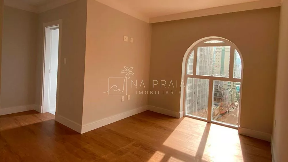 Apartamento à venda com 3 quartos, 130m² - Foto 6