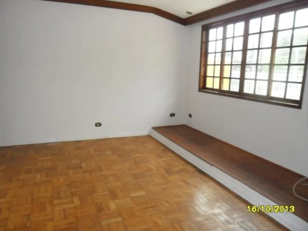 Casa, 4 quartos, 200 m² - Foto 1