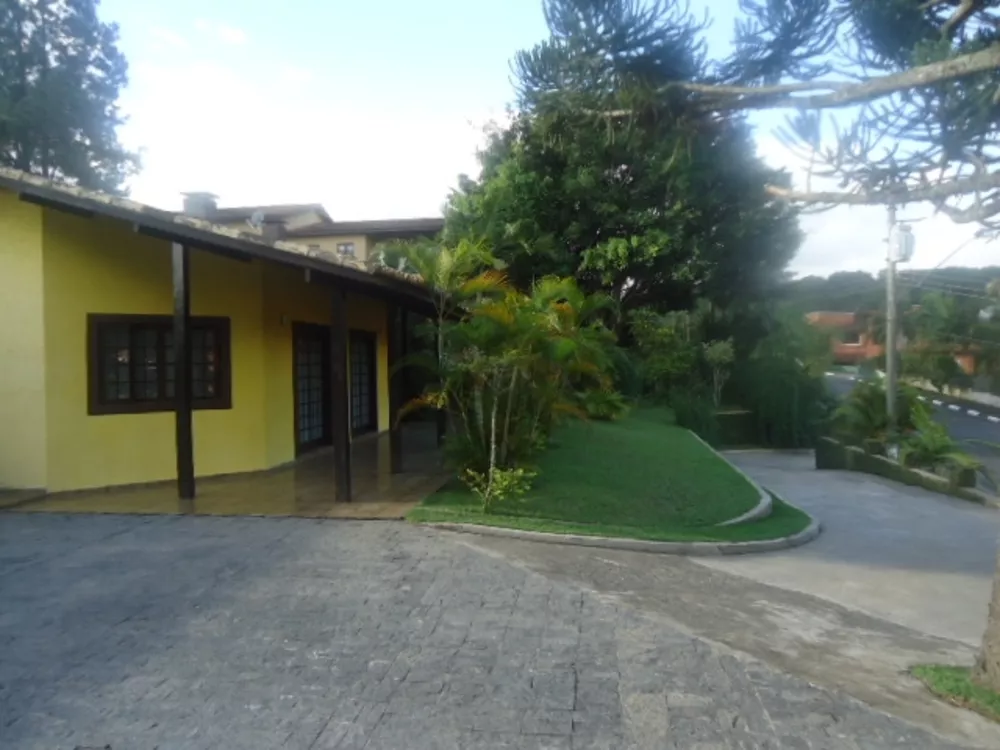 Casa de Condomínio à venda com 3 quartos, 400m² - Foto 3