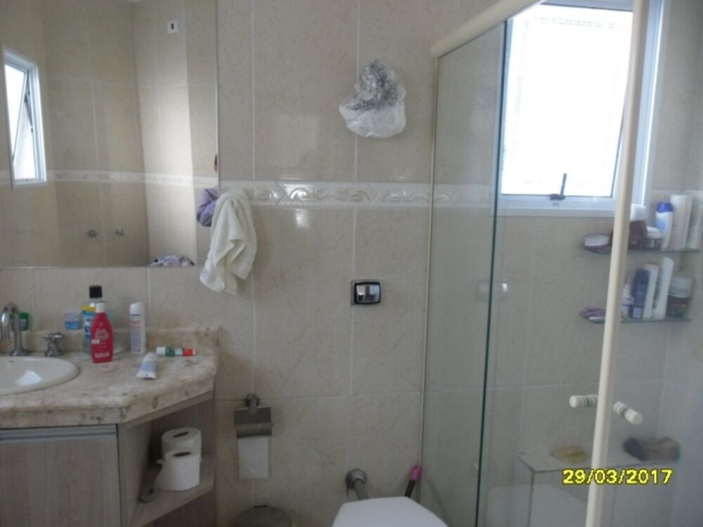 Casa de Condomínio à venda com 3 quartos, 242m² - Foto 3