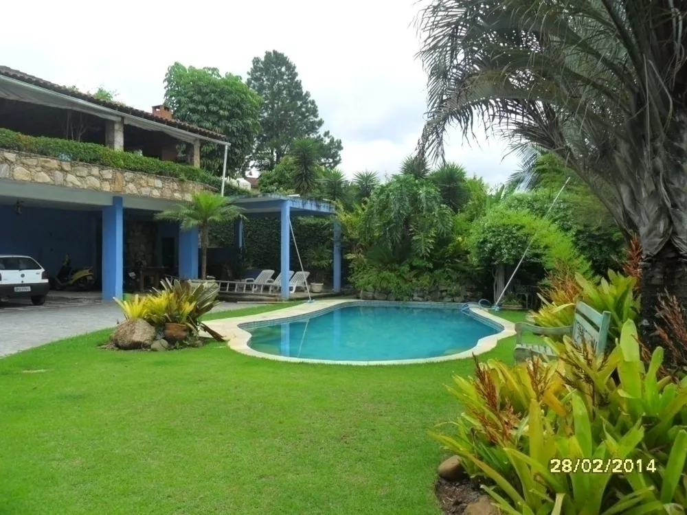 Casa de Condomínio à venda com 5 quartos, 2000m² - Foto 2