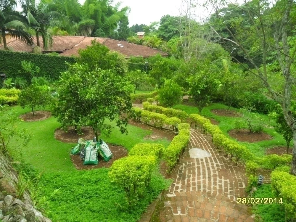 Casa de Condomínio à venda com 5 quartos, 2000m² - Foto 4