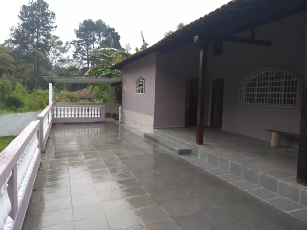 Casa à venda e aluguel com 4 quartos, 1000m² - Foto 3