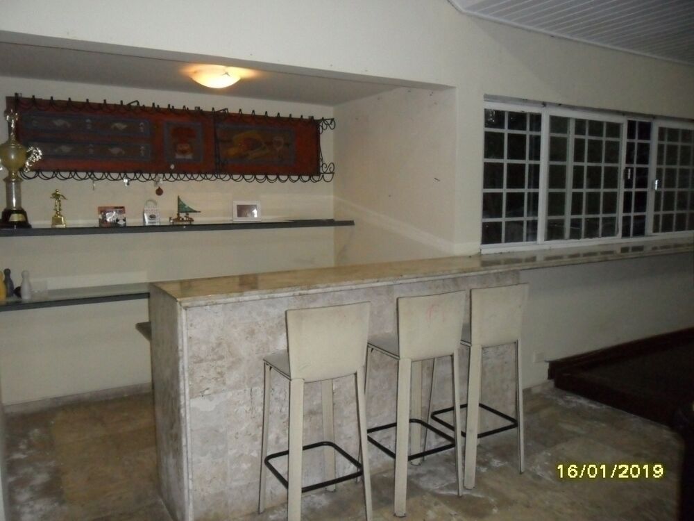 Casa à venda com 4 quartos, 3012m² - Foto 2