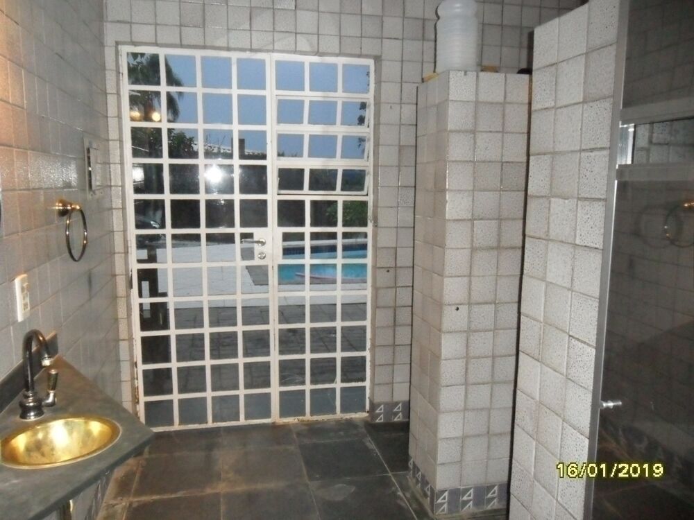 Casa à venda com 4 quartos, 3012m² - Foto 3