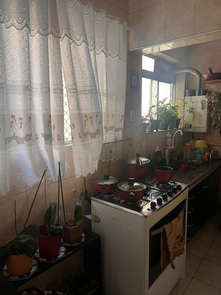 Apartamento à venda com 2 quartos, 58m² - Foto 1