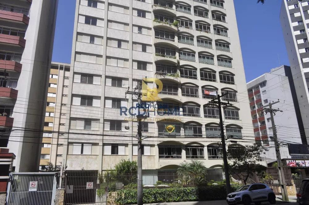 Apartamento à venda com 4 quartos, 300m² - Foto 1