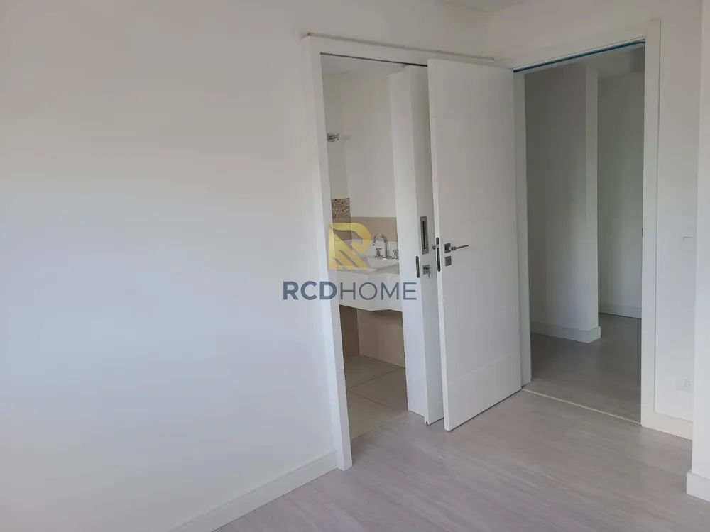 Apartamento, 3 quartos, 134 m² - Foto 4