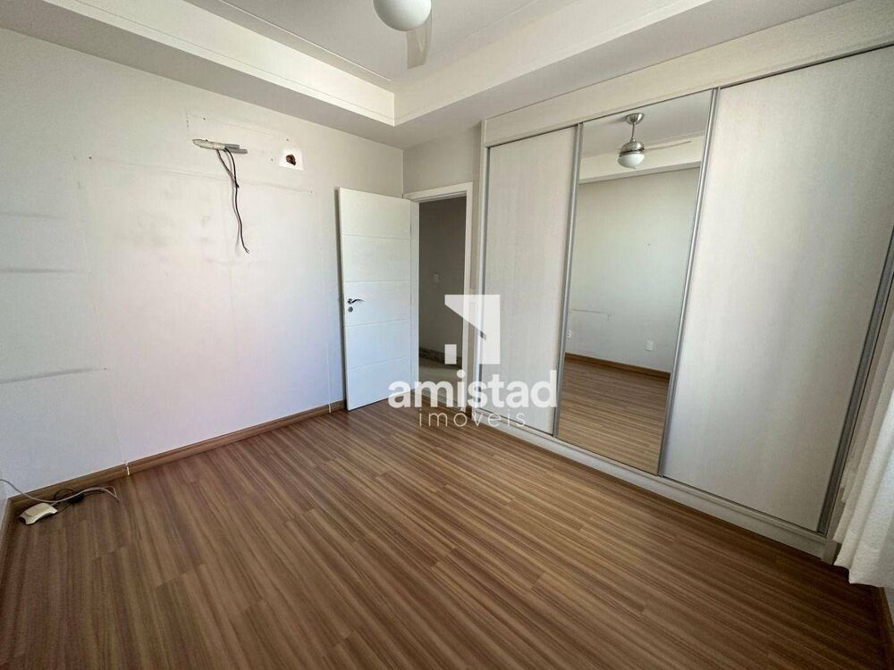 Casa, 6 quartos, 280 m² - Foto 8