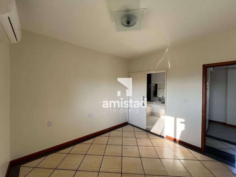 Casa, 3 quartos, 600 m² - Foto 7