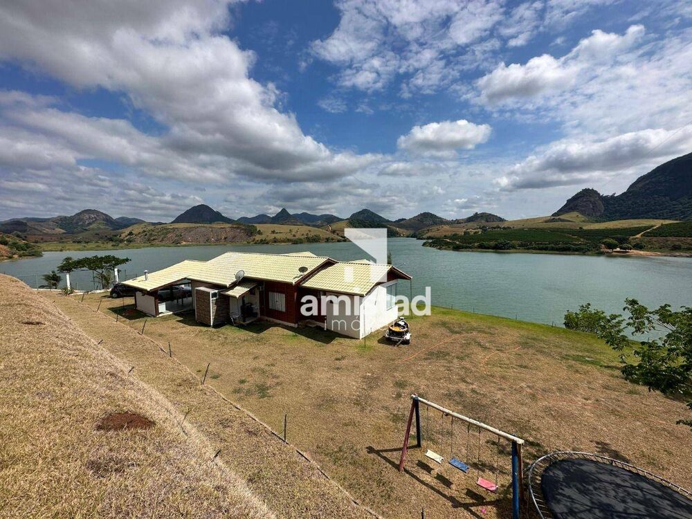 Casa à venda com 3 quartos, 200m² - Foto 3